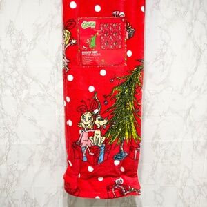 2025 The Grinch Red Christmas Throw Blanket